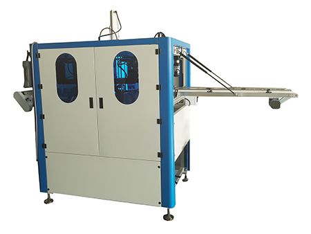 Machine de pressage de boîtes rigides